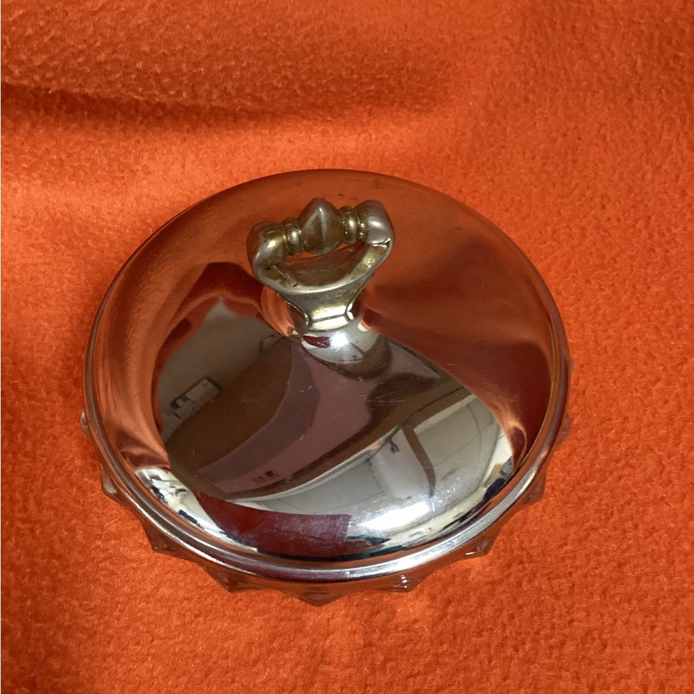 Elegant Silver and Gold Lidded powder dish - Picture 2 of 5